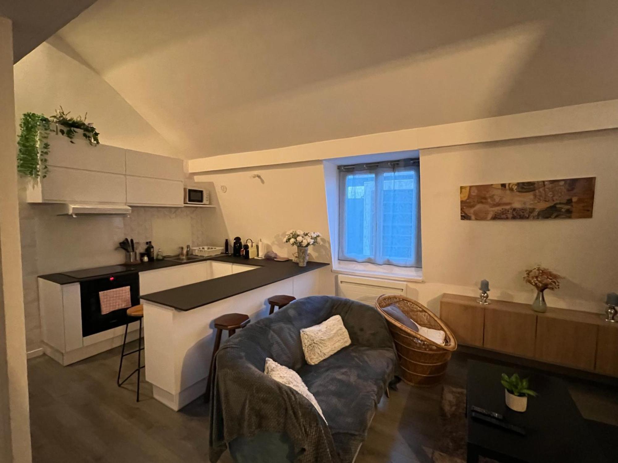 La Petite Place St Maurice Apartment *